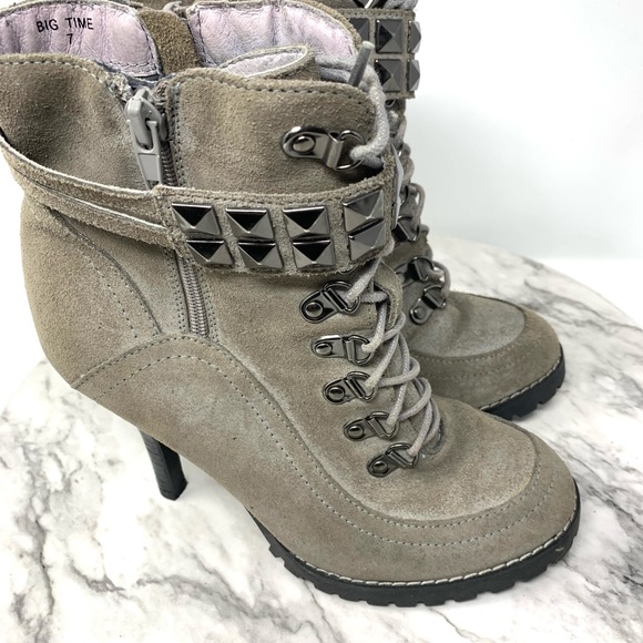 Envy Big Time Taupe Suede Lace Up utility platform booties 7 sporty casual chic - Picture 14 of 15